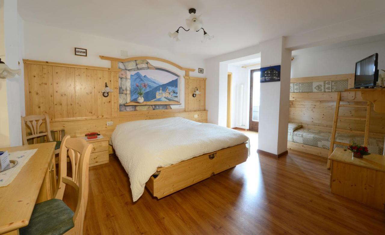 Hotel Presena Passo del Tonale Eksteriør billede