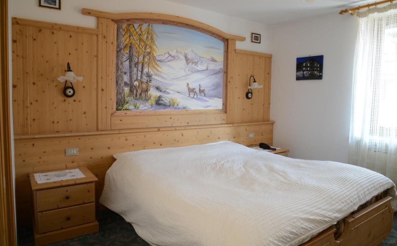 Hotel Presena Passo del Tonale Eksteriør billede